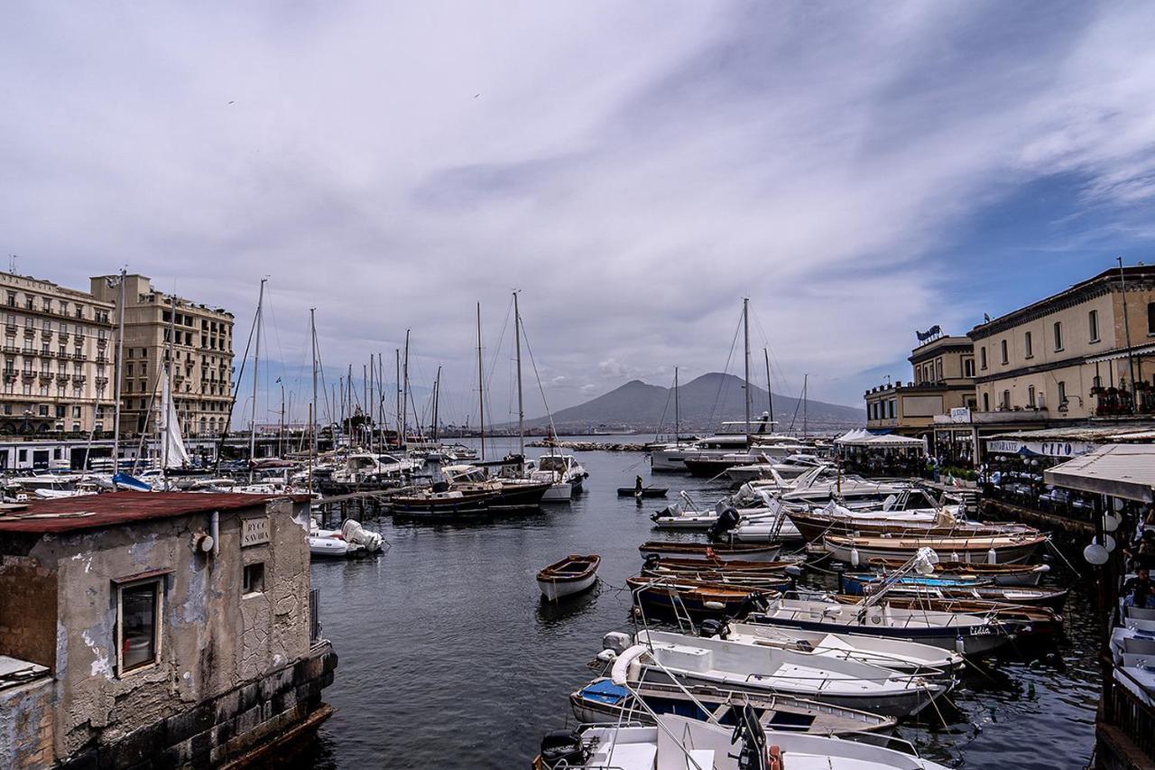 Greros H. Rooms Napoli Centro By Clapa Group Dislocated Hospitality Eksteriør bilde