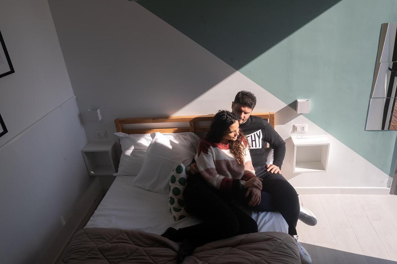 Greros H. Rooms Napoli Centro By Clapa Group Dislocated Hospitality Eksteriør bilde